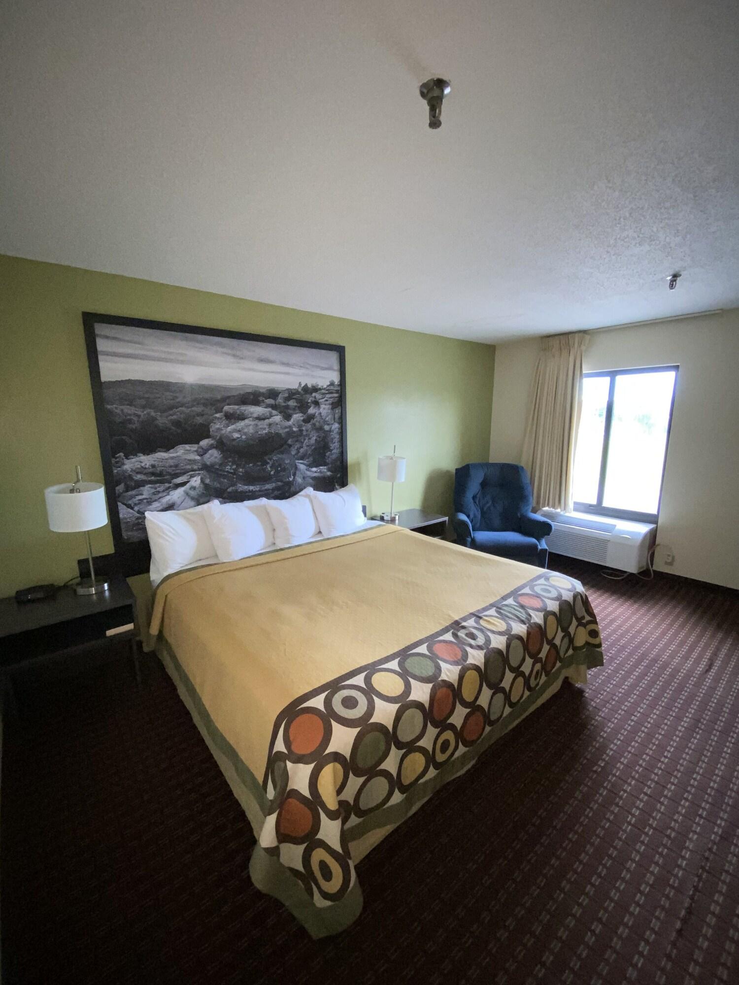 Super 8 By Wyndham Motel 2*