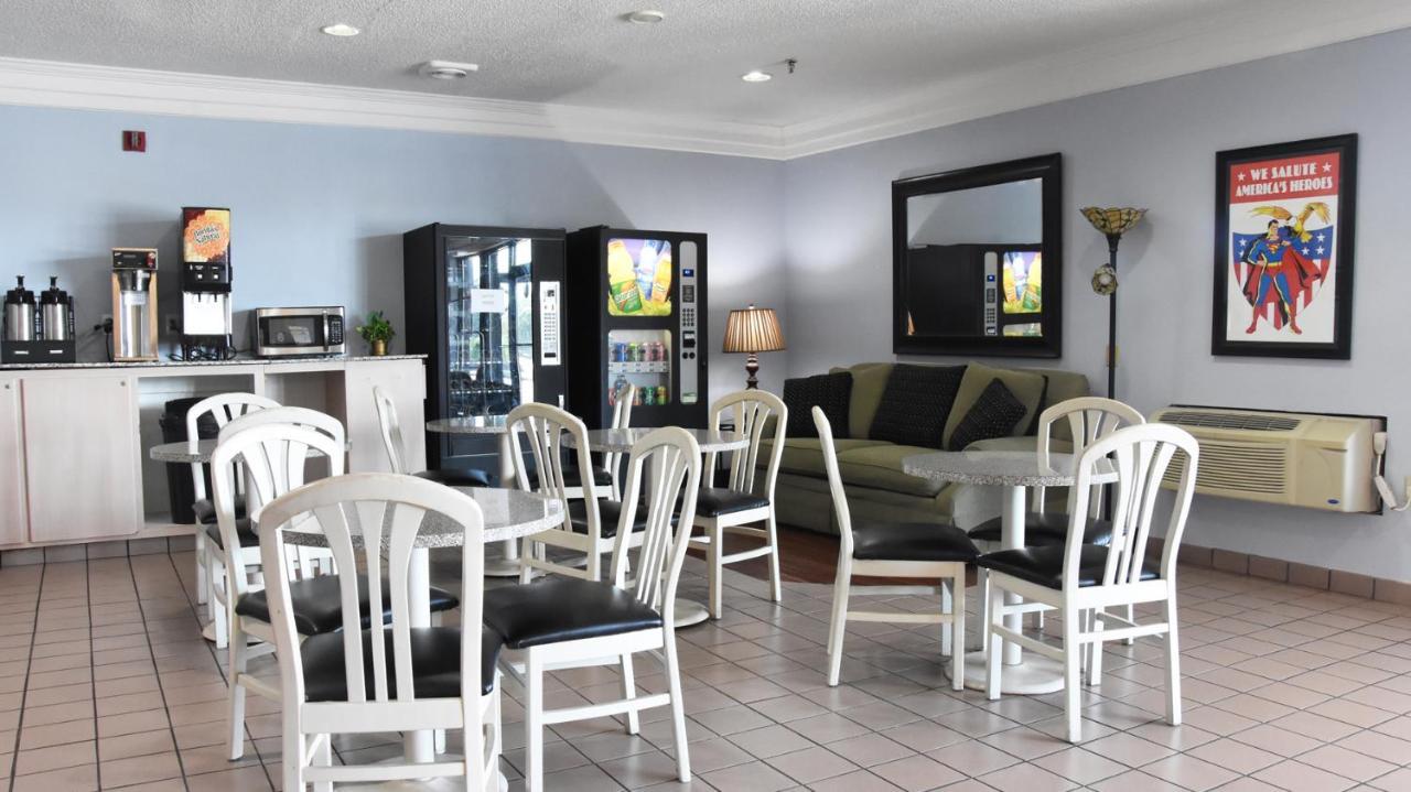 Motel Super 8 By Wyndham